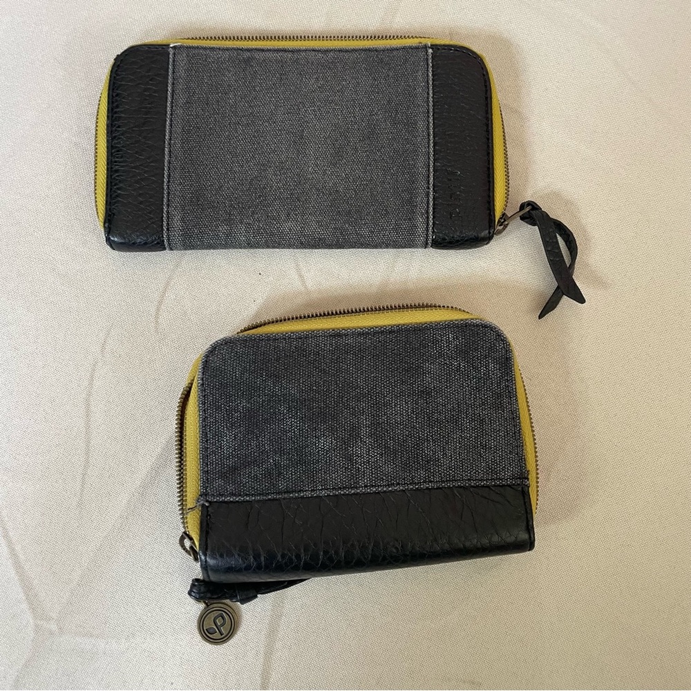 Set of Pistil Zipper Wallets